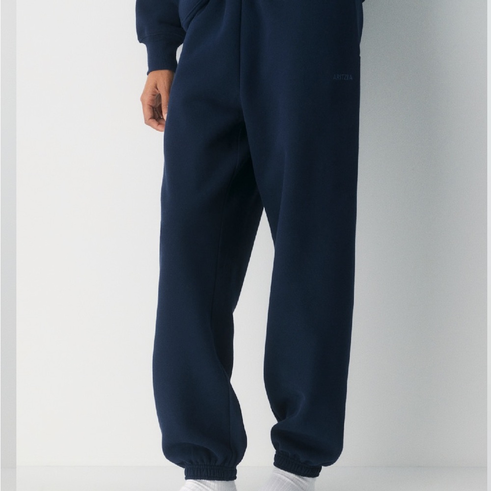 Women’s Aritzia Sweatpants